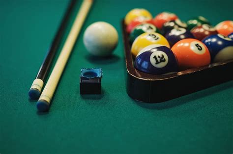 How to Clean Pool Table Felt 的图像结果