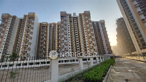 Centurian Park Terrace Homes in Amrapali Dream Valley, Noida- Reviews ...