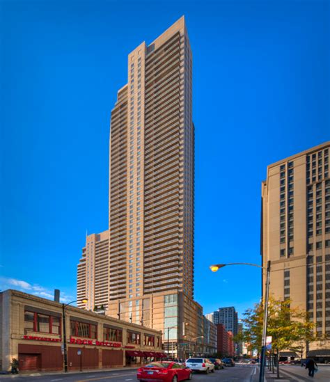 540 N State St Unit 4204, Chicago, IL 60654 | Redfin
