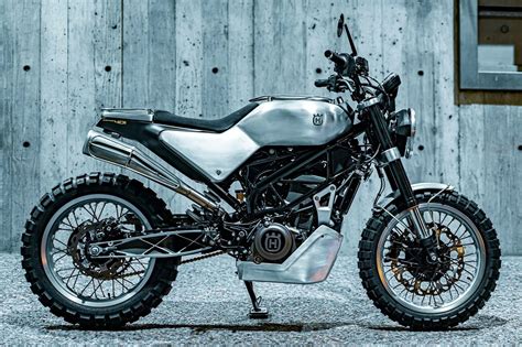 Revival presenta la sua nuova Husqvarna Svartpilen 401 custom