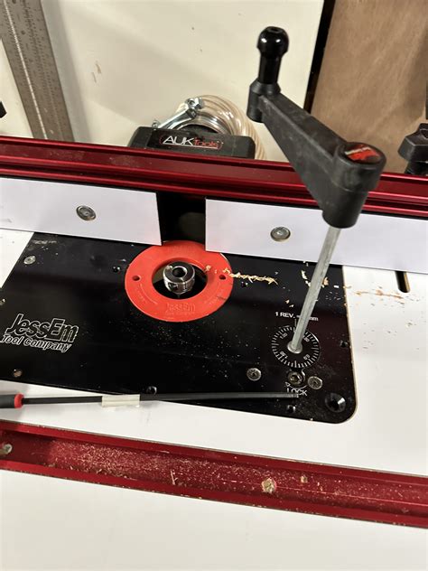 Small Router Table 的图像结果