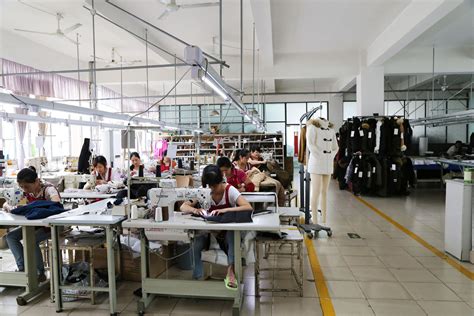 东莞工衣生产厂家|定做工作服-东莞市石龙汇发制衣厂