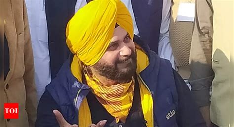 Navjot Singh Sidhu bats for trade, 'new friendship chapter' between ...