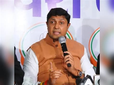 'So scared of book?’: Congress slams FIR over leak of ex-Army Chief ...