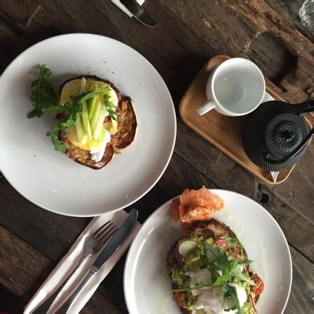 TWO HANDS FULL, Bandung - Restaurant Reviews, Phone Number & Photos ...