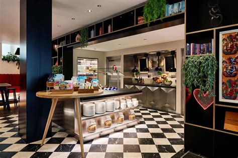 HOTEL CITIZENM LONDON VICTORIA | ⋆⋆⋆⋆ | UNITED KINGDOM | SEASON DEALS ...