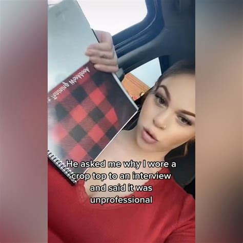 नौकरी के लिए इंटरव्यू देने क्रॉप टॉप पहन पहुंची युवती, प्रेमी ने उड़ाया ...