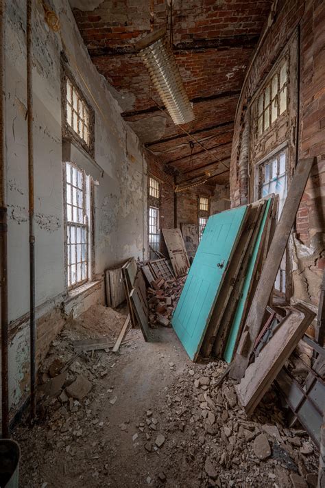 Mount Massive Asylum from Outlast aka. Buffalo Psychiatric Center : r ...