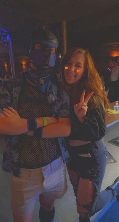 Redheaded Dommie Mommy 🔞 on Twitter: "Puppies everywhere!! Bar Complex ...