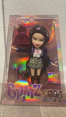 Buy Bratz Original Fashion Doll Kumi with 2 Outfits and Poster Online ...