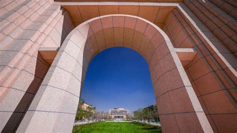 中国最大大学面积排名，中国知名大学校园占地面积谁大谁小 - 千梦