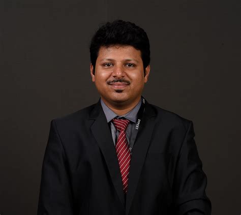 D Y P | Faculty - D Y P