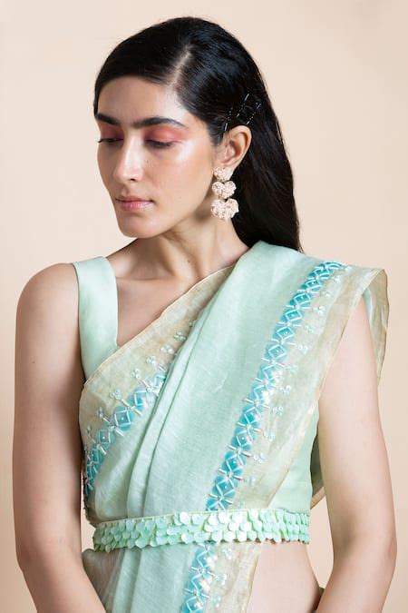 Shop Luxury Belts for Women | Designer Accessories Online