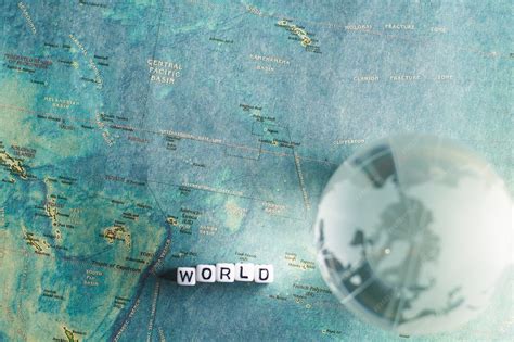 Crystal Clear World Map 的图像结果