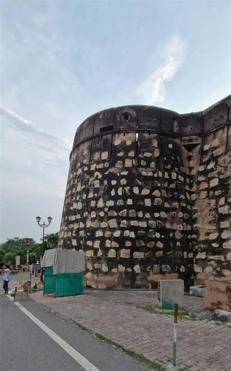 🌺 ꧁ Majestic Chronicle of Jhansi Fort ꧂ 🌺 Majestic Chronicle of Jhansi ...