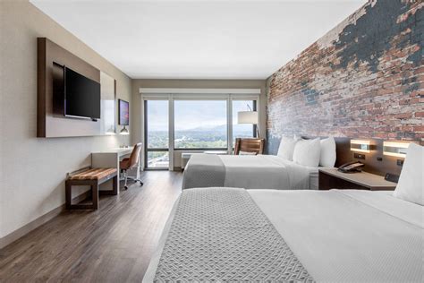 Hotels in Downtown Asheville, NC | Cambria Downtown Asheville