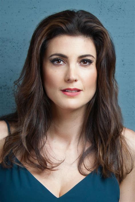 Julia Benson - FilmAffinity