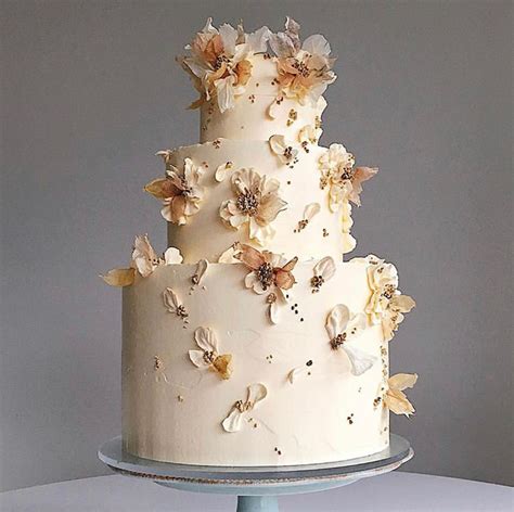 ethereal wedding cake
