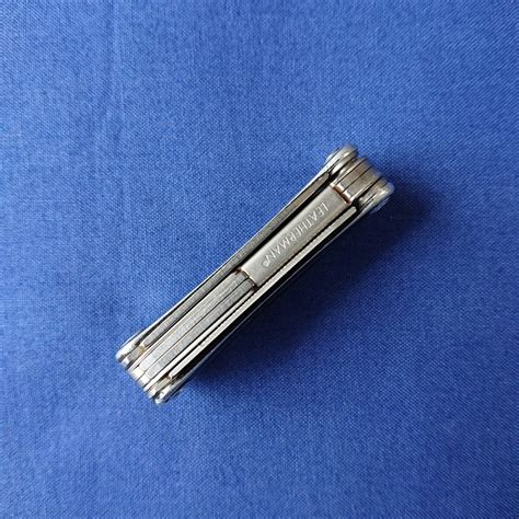 Yahoo!オークション - LEATHERMAN(レザーマン) SQUIRT PS4 (607)