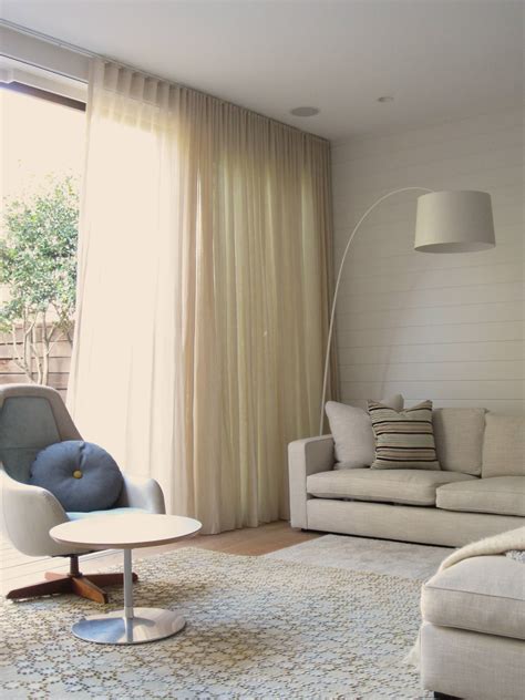 Images Of Ceiling To Floor Curtains | Shelly Lighting
