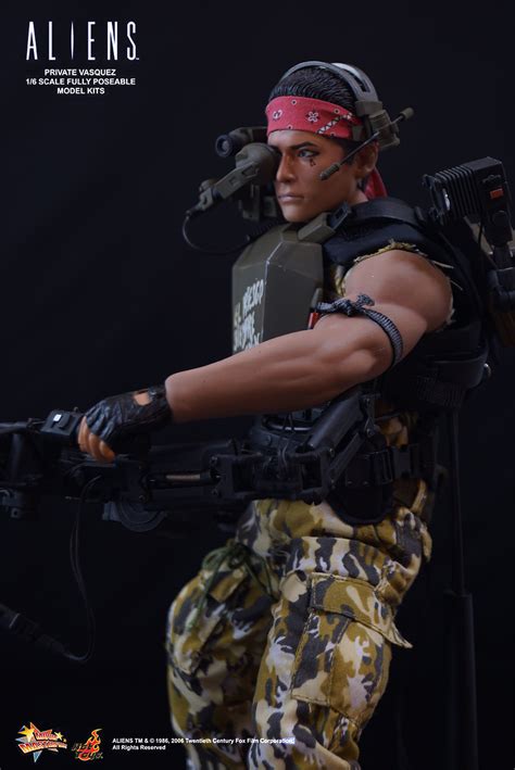 1/6 Aliens USCM Pvt. Vasquez - small custom from Hot Toys | One Sixth ...