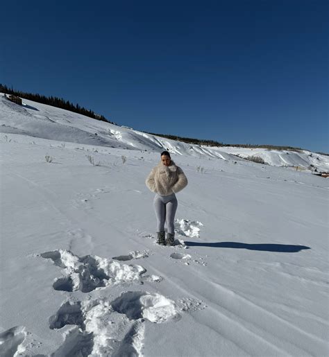 @amelaomor | Birthday girl 💕♓️ #23 | Instagram