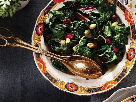 The Best Citrus for Sick Season, According to a Registered Dietitian Minimalist