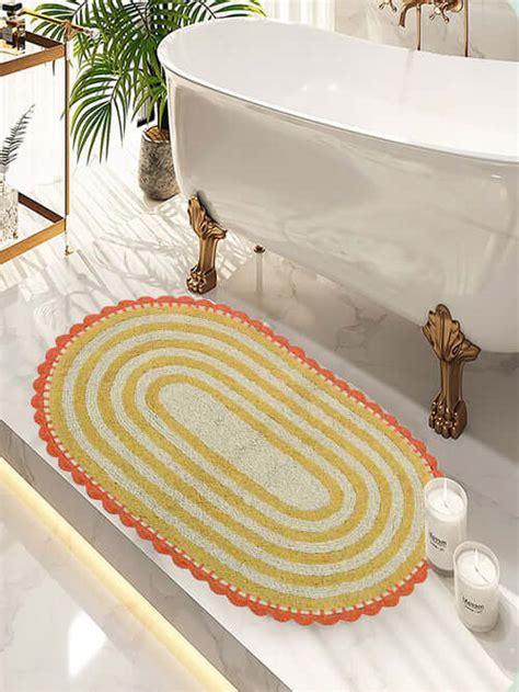 Anna is a beautiful bathmat for comfort, and style.
