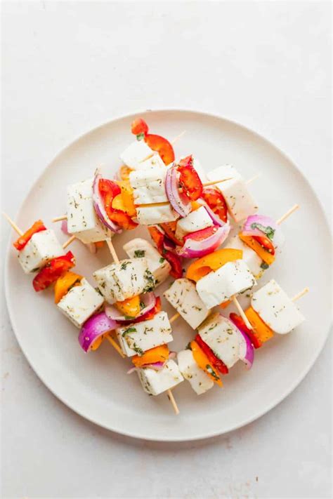 Grilled Halloumi Skewers (w/ za'atar marinade!) - The Cheese Knees
