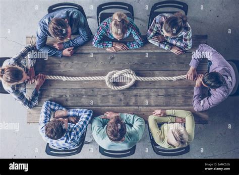 2 People Solving Problem 的图像结果