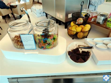 Lounge Review: The Club CLT and Centurion Lounge Charlotte Airport | 2B ...