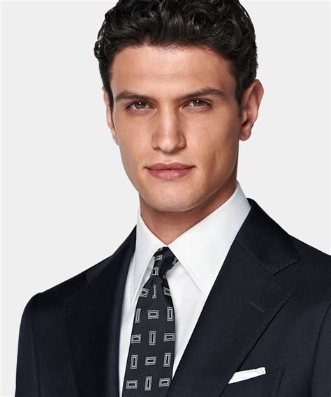 Classic Suits for Men | SUITSUPPLY