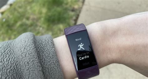 Setting Up Fitbit Charge 4 的图像结果