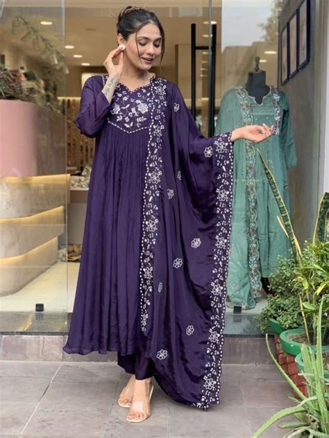 Buy Visakha Dark Purple Pleated Style Classic Yoke Anarkali Kurta Pant ...