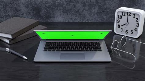 Laptop On Lap 的图像结果