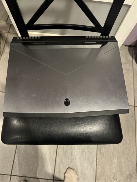 Alienware M17 R4 17.3 inch (256GB, Intel Core i7 10th Gen., 5.00 GHz ...