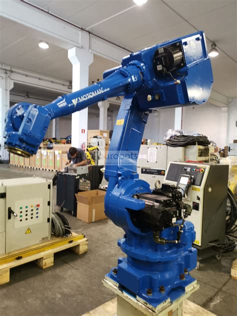 used industrial robot Motoman EH80 with NX100 controller | Eurobots