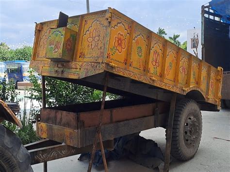 Police Caught Liqour From Tractor Trolley In Muzaffarpur Jehanabad ...
