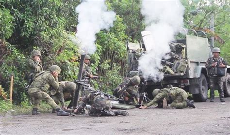 菲律宾军队惨遭伏击，死伤达十多人，恐怖分子头目在眼皮底下跑掉|菲律宾|政府军|自由战士_新浪新闻