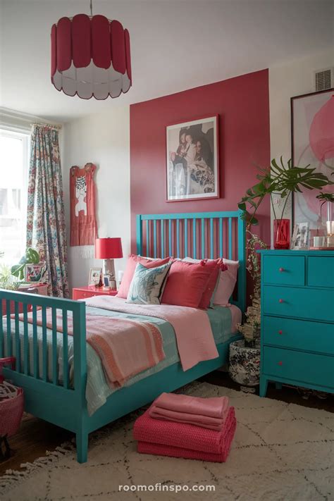 20 Cherry Red Bedroom Ideas for A Bold Look