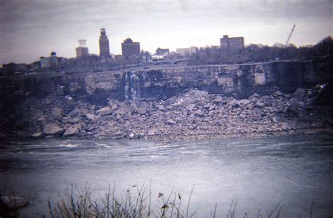 These Photos Show Niagara Falls Without Water, 1969 - Rare Historical ...