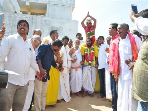 Bhadrachalam temple priest carries Dalit on shoulder during 'Munivahana ...