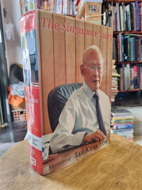 THE SINGAPORE STORY - Memoirs of Lee Kuan Yew – Momo Bookstore