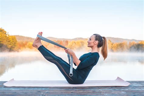 Boat Pose: Your Quickstart Guide for Building a Stronger Core | The ...
