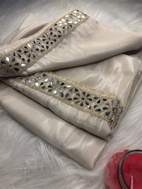 Zarqash Glow Shehzadi Mirror Saree In Ultra Soft Pure Tissue Silk ...