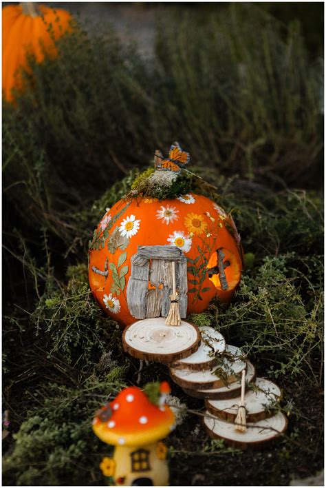 DIY Pumpkin Fairy Houses - Sugar Maple Farmhouse