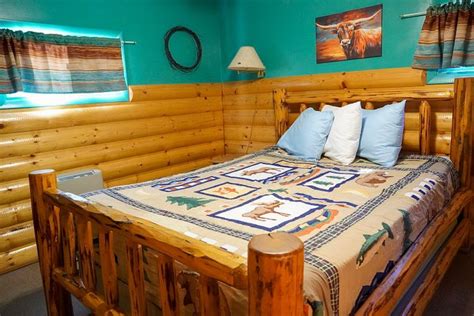 TWIN PINES LODGE AND CABINS (Dubois, Wyoming) - Hotel Reviews, Photos ...