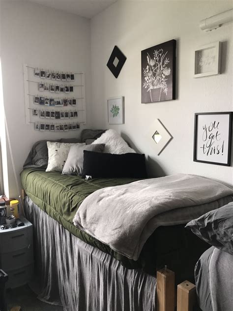 39 Beautiful Dorm Room Decorating Ideas - homeridian.com | Beautiful ...