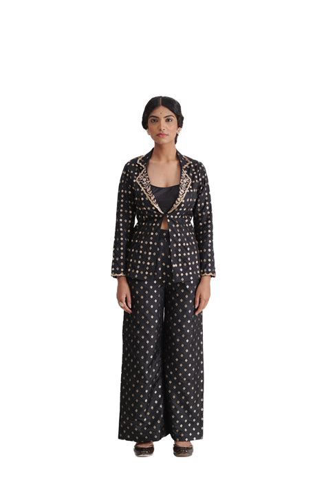 Co-Ord Sets for Women: Indian Styling Guide | Rashika Mittal