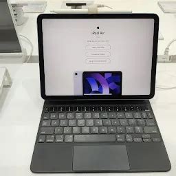 [Apple Authorized Reseller] iStore | Park Street - Cell phone store ...